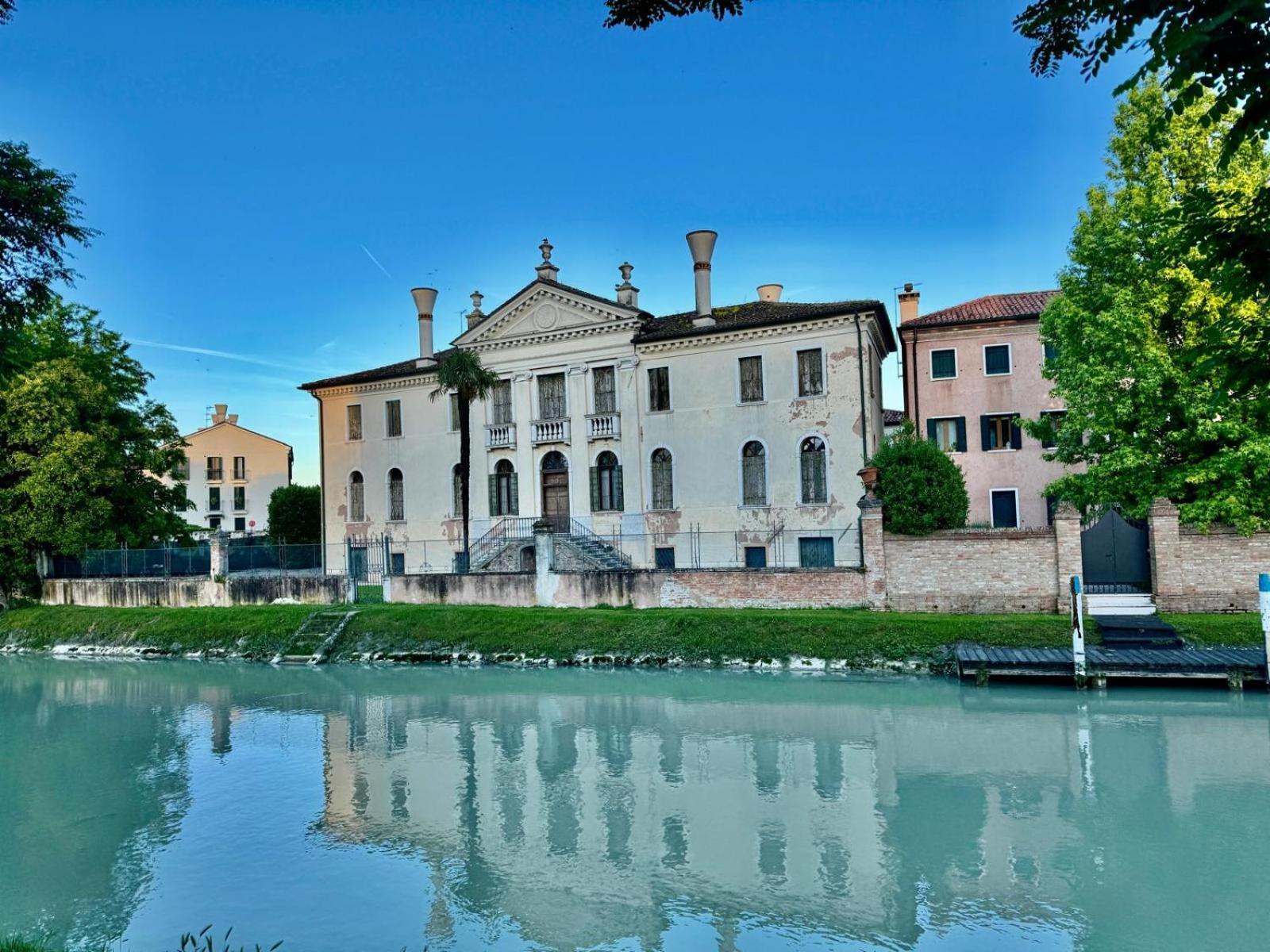 Erman House Mansarda Sulla Riviera Del Brenta Venezia Dolo Exterior foto